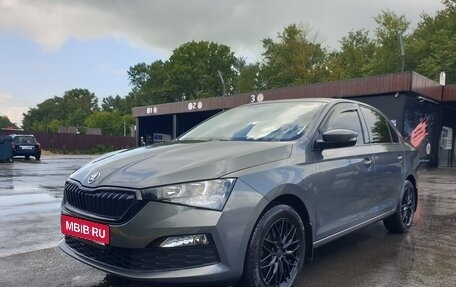 Skoda Rapid II, 2021 год, 1 555 000 рублей, 2 фотография