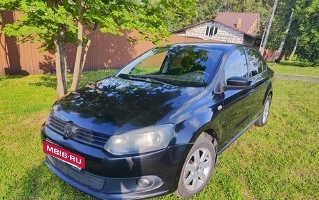 Volkswagen Polo VI (EU Market), 2011 год, 570 000 рублей, 2 фотография