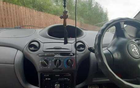 Toyota Vitz, 2002 год, 450 000 рублей, 13 фотография