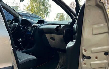 Peugeot 206, 2008 год, 250 000 рублей, 9 фотография
