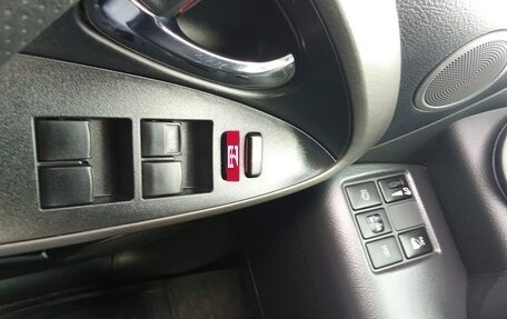 Toyota RAV4, 2012 год, 1 615 000 рублей, 6 фотография
