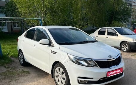 KIA Rio III рестайлинг, 2015 год, 815 000 рублей, 1 фотография