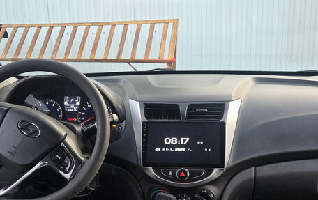 Hyundai Solaris II рестайлинг, 2014 год, 580 000 рублей, 7 фотография