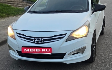 Hyundai Solaris II рестайлинг, 2014 год, 580 000 рублей, 6 фотография