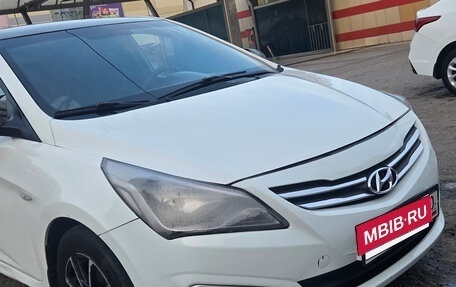 Hyundai Solaris II рестайлинг, 2014 год, 580 000 рублей, 3 фотография