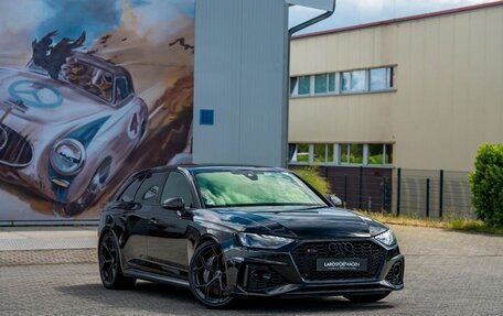 Audi RS 4, 2022 год, 6 250 000 рублей, 3 фотография