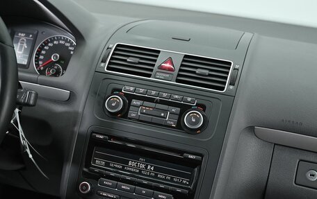 Volkswagen Touran III, 2011 год, 995 000 рублей, 9 фотография