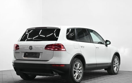 Volkswagen Touareg III, 2014 год, 1 895 000 рублей, 4 фотография