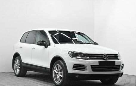 Volkswagen Touareg III, 2014 год, 1 895 000 рублей, 2 фотография
