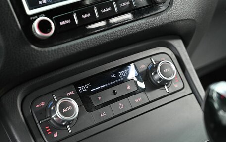 Volkswagen Touareg III, 2014 год, 1 895 000 рублей, 11 фотография