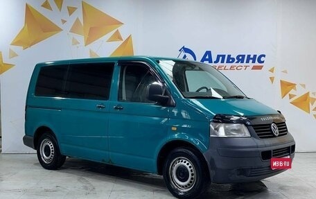 Volkswagen Transporter T5 рестайлинг, 2004 год, 835 000 рублей, 1 фотография