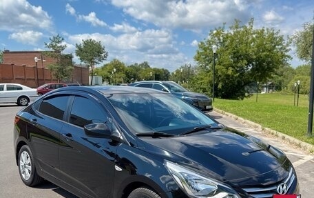 Hyundai Solaris II рестайлинг, 2015 год, 1 190 000 рублей, 2 фотография