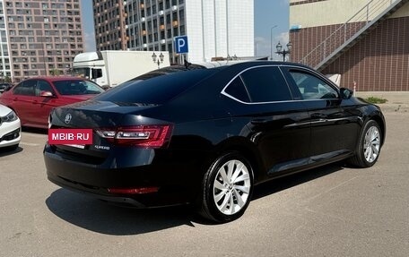 Skoda Superb III рестайлинг, 2018 год, 1 540 000 рублей, 3 фотография