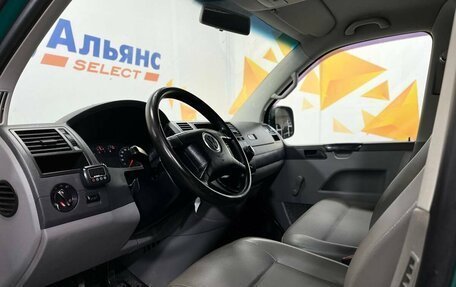Volkswagen Transporter T5 рестайлинг, 2004 год, 835 000 рублей, 20 фотография