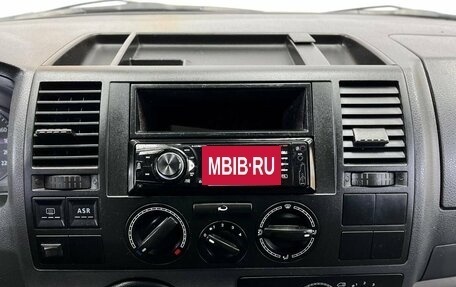 Volkswagen Transporter T5 рестайлинг, 2004 год, 835 000 рублей, 13 фотография
