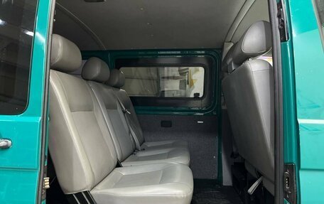 Volkswagen Transporter T5 рестайлинг, 2004 год, 835 000 рублей, 21 фотография