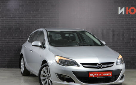 Opel Astra J, 2013 год, 950 000 рублей, 3 фотография