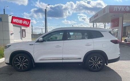 Chery Tiggo 8 Pro, 2021 год, 1 590 000 рублей, 32 фотография