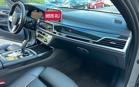 BMW 7 серия, 2022 год, 6 320 000 рублей, 9 фотография