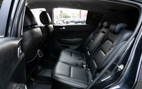 KIA Sportage IV рестайлинг, 2018 год, 2 299 000 рублей, 9 фотография