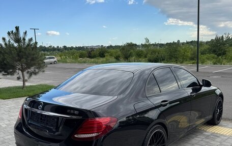 Mercedes-Benz E-Класс, 2016 год, 2 100 000 рублей, 2 фотография
