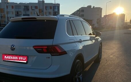 Volkswagen Tiguan II, 2017 год, 2 150 000 рублей, 5 фотография
