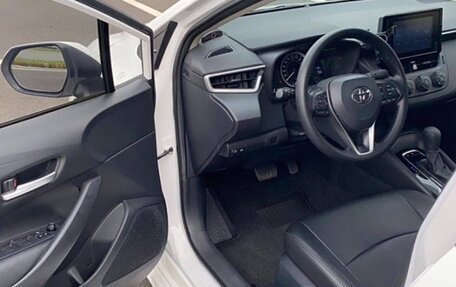Toyota Corolla, 2021 год, 1 600 000 рублей, 5 фотография