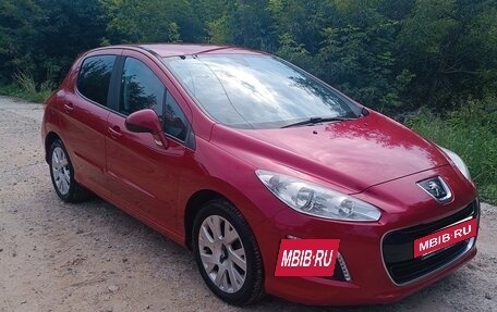 Peugeot 308 II, 2011 год, 550 000 рублей, 3 фотография