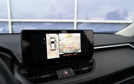 Toyota RAV4, 2025 год, 4 350 000 рублей, 17 фотография