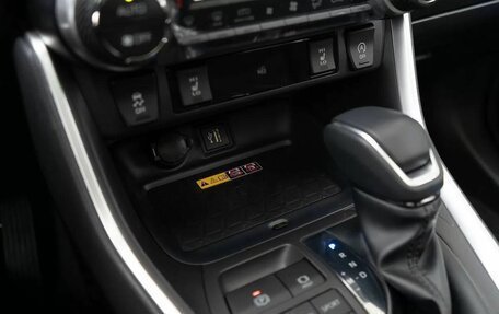 Toyota RAV4, 2025 год, 4 350 000 рублей, 20 фотография