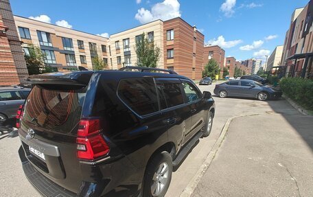 Toyota Land Cruiser Prado 150 рестайлинг 2, 2021 год, 5 050 000 рублей, 4 фотография