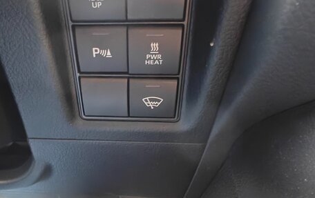 Toyota Land Cruiser Prado 150 рестайлинг 2, 2021 год, 5 050 000 рублей, 17 фотография