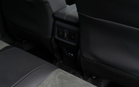 Toyota RAV4, 2025 год, 4 350 000 рублей, 13 фотография