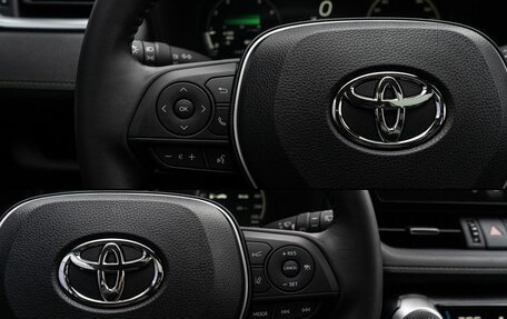 Toyota RAV4, 2025 год, 4 350 000 рублей, 25 фотография