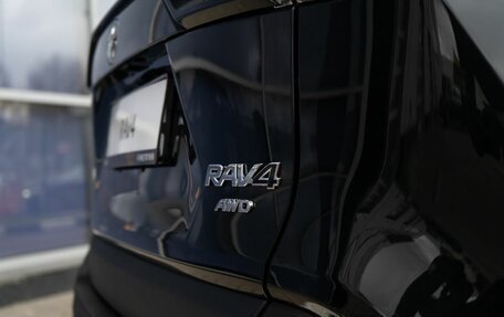 Toyota RAV4, 2025 год, 4 350 000 рублей, 10 фотография