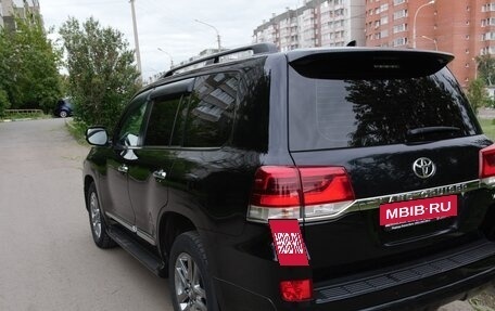 Toyota Land Cruiser 200, 2015 год, 7 000 000 рублей, 5 фотография
