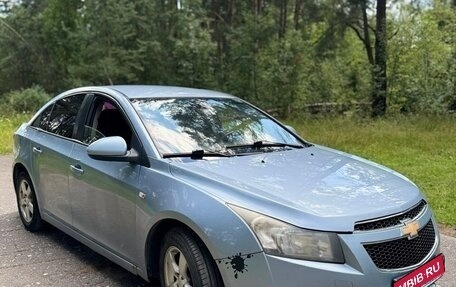 Chevrolet Cruze II, 2010 год, 500 000 рублей, 8 фотография