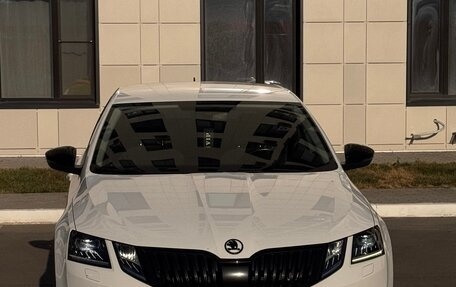 Skoda Octavia, 2017 год, 2 180 000 рублей, 2 фотография