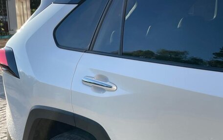 Toyota RAV4, 2022 год, 4 500 000 рублей, 7 фотография