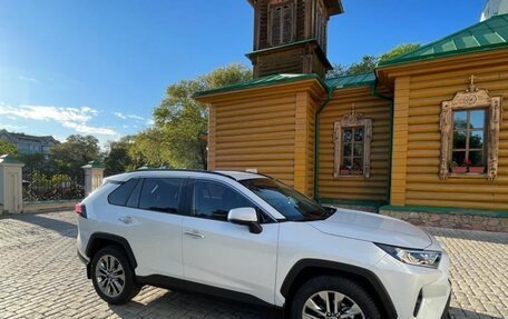 Toyota RAV4, 2022 год, 4 500 000 рублей, 8 фотография