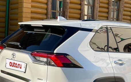 Toyota RAV4, 2022 год, 4 500 000 рублей, 6 фотография
