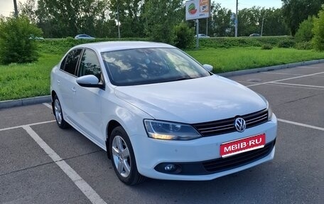 Volkswagen Jetta VI, 2011 год, 790 000 рублей, 1 фотография