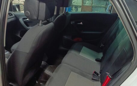 Volkswagen Polo VI (EU Market), 2014 год, 690 000 рублей, 4 фотография