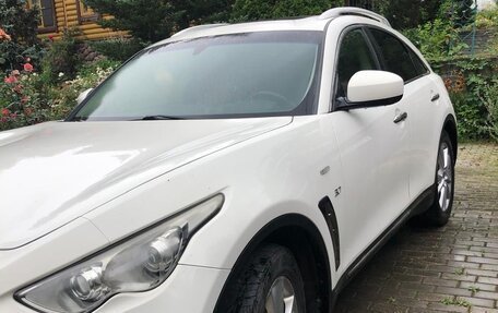 Infiniti QX70, 2013 год, 1 600 000 рублей, 4 фотография