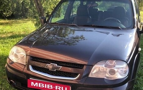 Chevrolet Niva I рестайлинг, 2012 год, 500 000 рублей, 2 фотография
