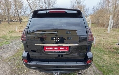 Toyota Land Cruiser Prado 120 рестайлинг, 2008 год, 2 098 000 рублей, 5 фотография