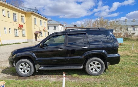 Toyota Land Cruiser Prado 120 рестайлинг, 2008 год, 2 098 000 рублей, 21 фотография