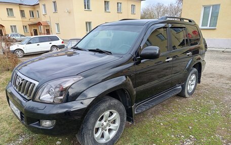 Toyota Land Cruiser Prado 120 рестайлинг, 2008 год, 2 098 000 рублей, 25 фотография