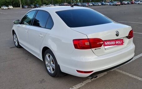 Volkswagen Jetta VI, 2011 год, 790 000 рублей, 5 фотография