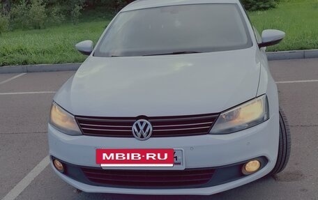 Volkswagen Jetta VI, 2011 год, 790 000 рублей, 9 фотография
